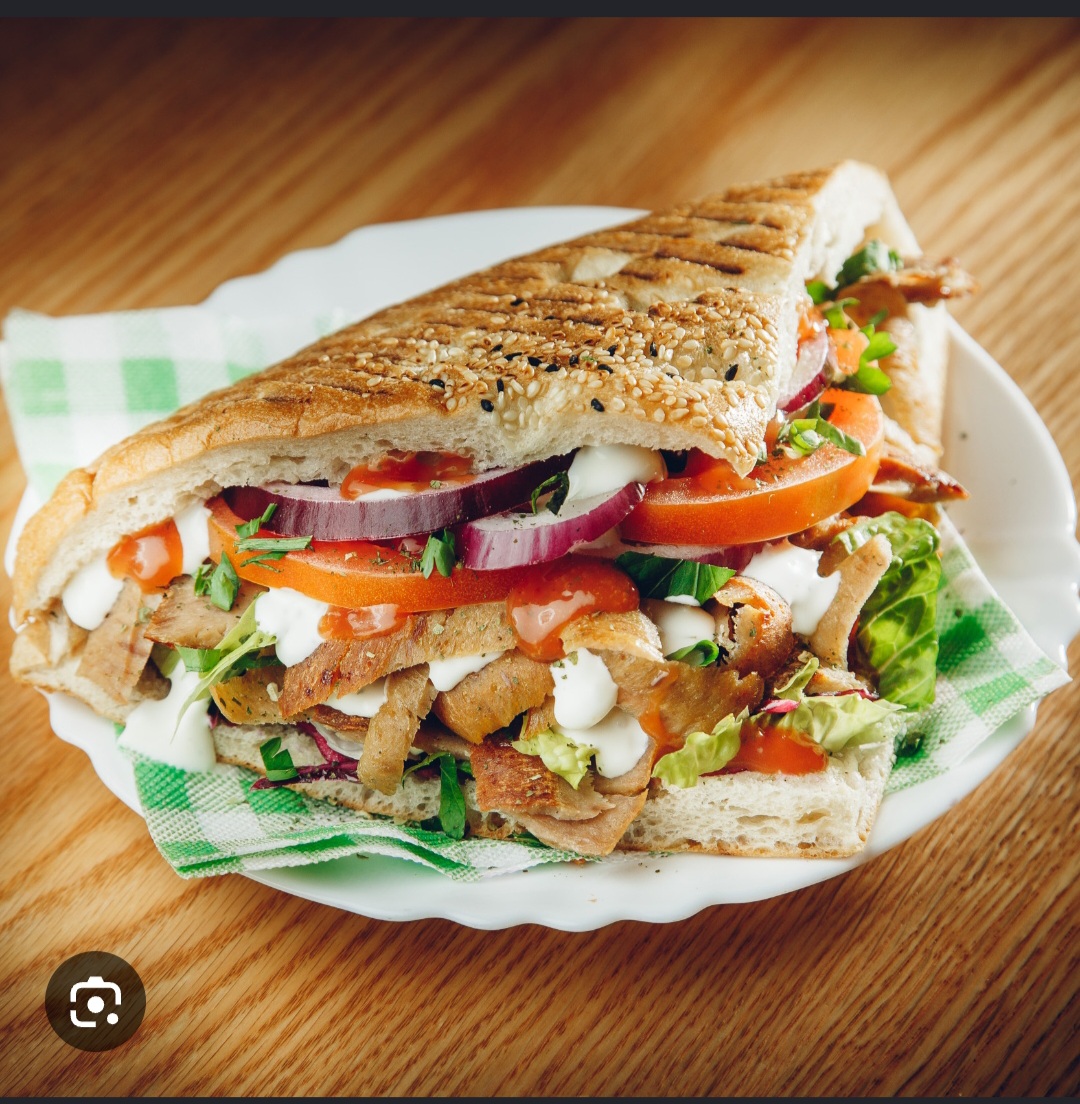 Frisch belegter Döner Kebab von Waraich